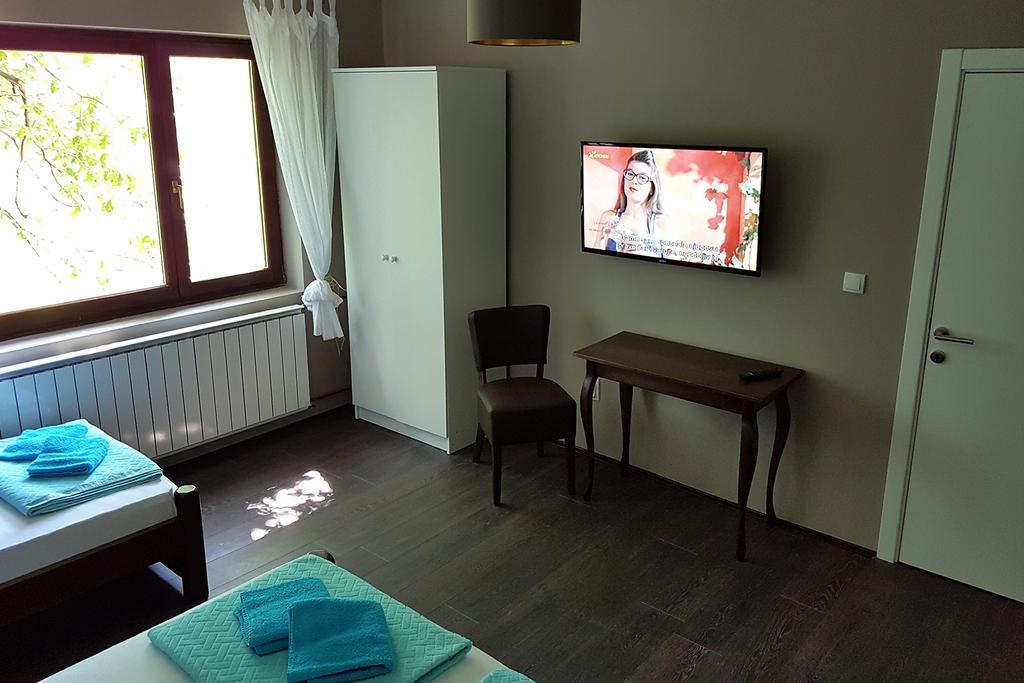 Apartmani Simic Valjevo Exterior foto